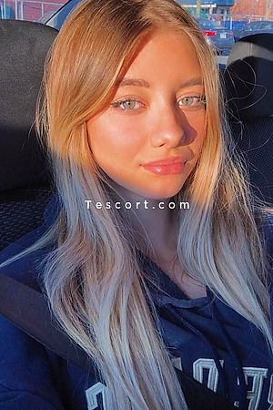 OLAVA - Escort Girl Paris