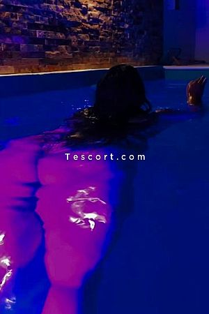 noura - Escort Girl Paris