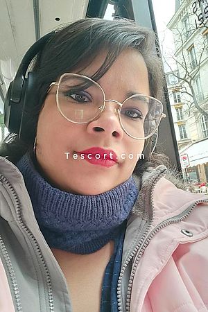 Ennelya - Paris Escorts