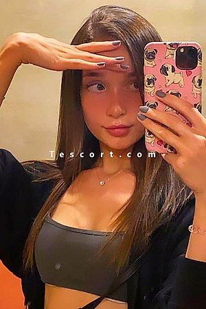 Catalina - Paris Escorts