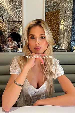 ADELA - Escort Girl Paris