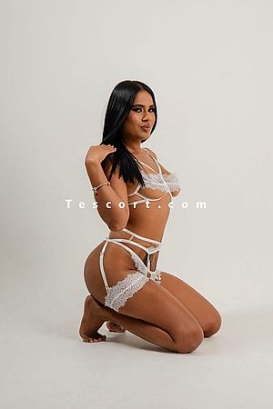 Kandy - Escort Girl Paris
