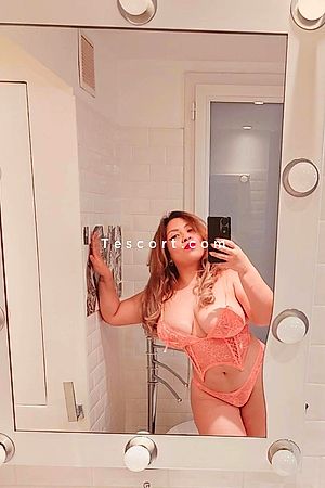 CAROLINA - Cannes Escorts