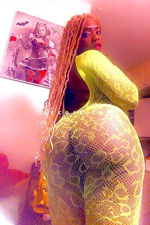 LAURA BIG ASS - Escort Trans Paris