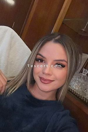 Nina Curvy - Escort Girl Paris