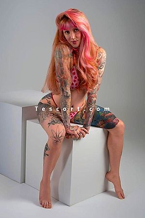 Alice - Paris Escorts