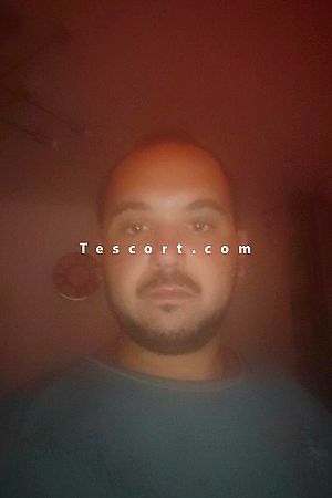 Tchoupa - Escort Boy Brignoles