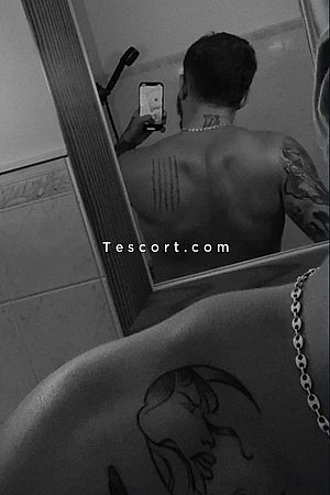 Alexx26 - Escort Boy Valence