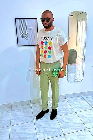 Grossequeblackgayactif - Saint-Louis Boy Escorts