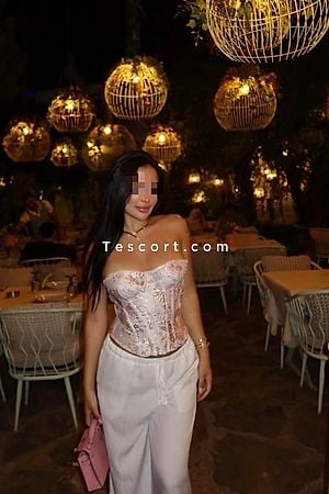 Leyla - Escort Girl Paris
