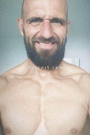 Plumber - Lille Boy Escorts