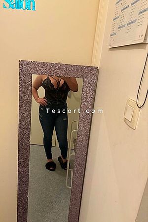 Caliente - Rennes Escorts