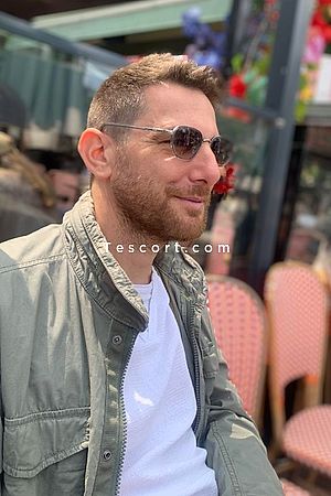 Babbone - Bastia Boy Escorts