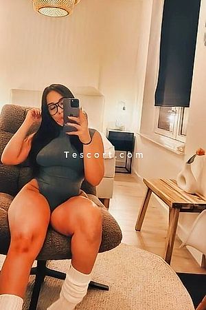 PAMELA - Athis-Mons Escorts