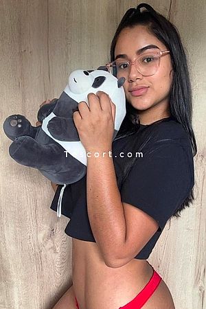 Lupita - Escort Girl Paris