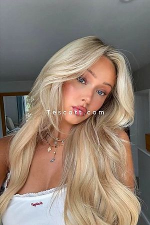 SARAI - Paris Escorts