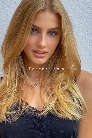 MIGINA - Paris Escorts