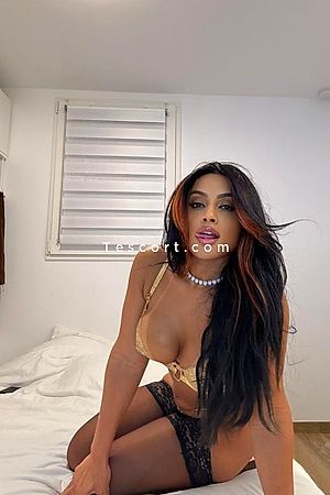 Isis Bella Dona - Neuilly-sur-Seine Escorts
