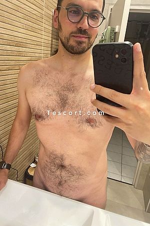 Roho - Cannes Boy Escorts