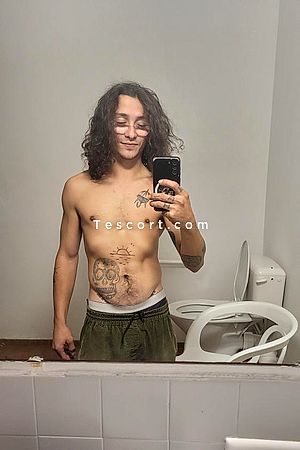 Tonyy - Escort Boy Biarritz