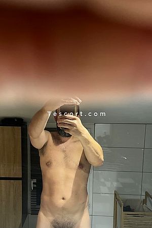 Remy - Escort Boy Saint-Etienne