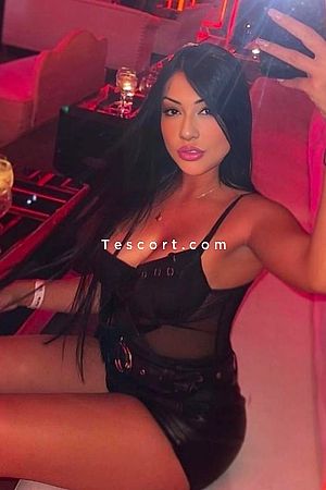 Carmen - Étampes Escorts