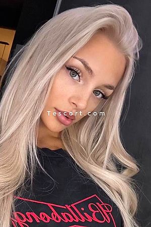 Millie - Paris Escorts