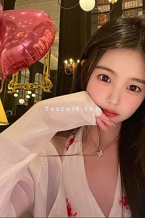 yioyio - Escort Girl Paris