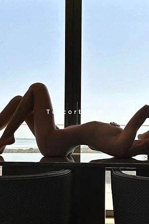 Sara - Escort Girl Paris