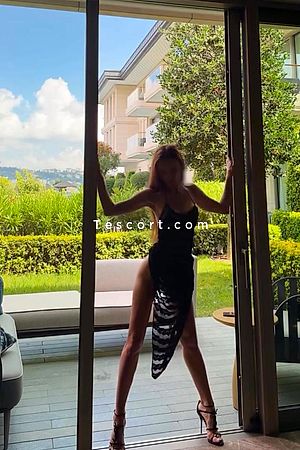 Sara - Escort Girl Paris