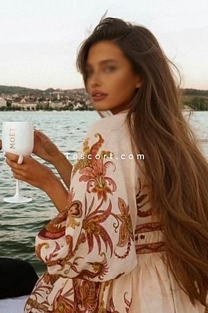 Sara - Paris Escorts