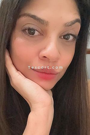 Mia fontes - Escort Girl Paris