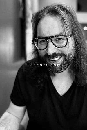 ROMAIN - Escort Boy Caen