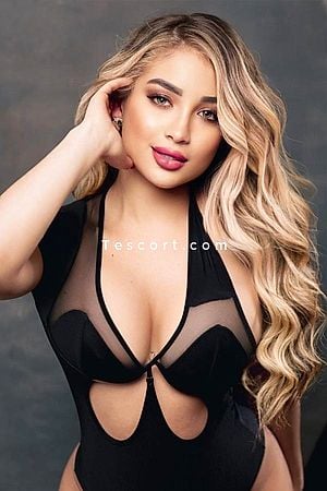 Valentina - Escort Girl Paris