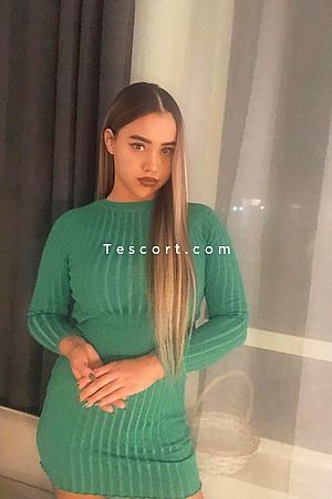 TEONA - Paris Escorts