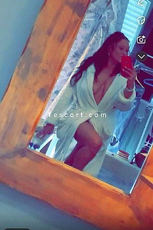 Elzou - Escort Girl Rouen