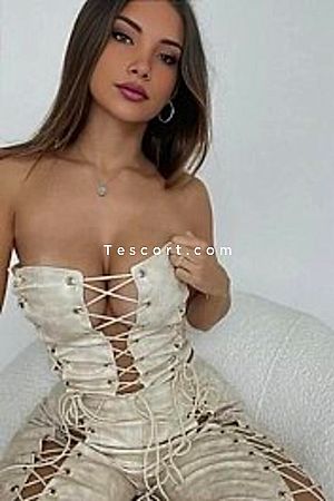 Salli - Escort Girl Paris