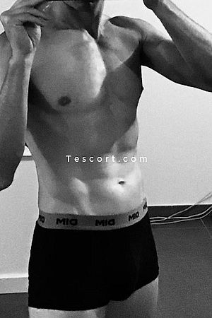 Franck - Ajaccio Boy Escorts