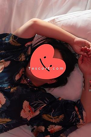 Aline - Paris Escorts