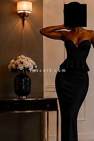 Kendall - Boulogne-Billancourt Escorts