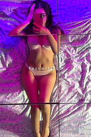 Lina - Annemasse Escorts
