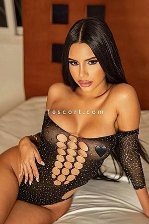 Amira - Escort Girl Paris