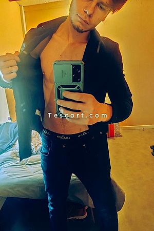 Stephane - Saint-Louis Boy Escorts