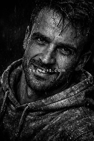 FrenchAthleteX - Nimes Boy Escorts