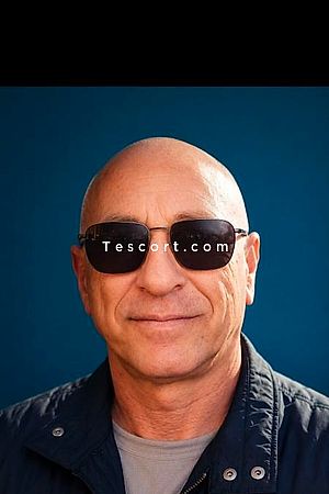 Peter - Lyon Boy Escorts