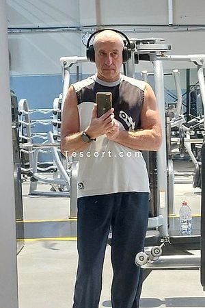 Peter - Lyon Boy Escorts