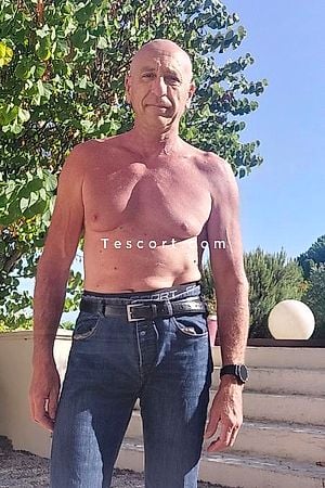 Peter - Lyon Boy Escorts