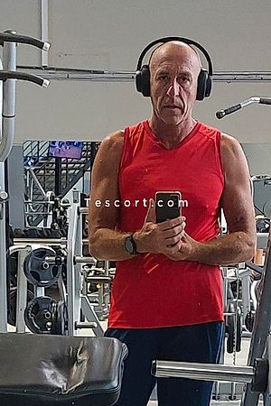 Peter - Lyon Boy Escorts