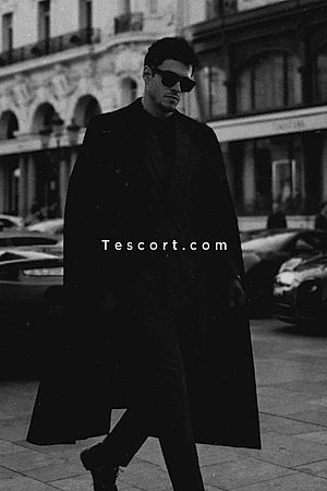 Thiago almada - Escort Boy Paris