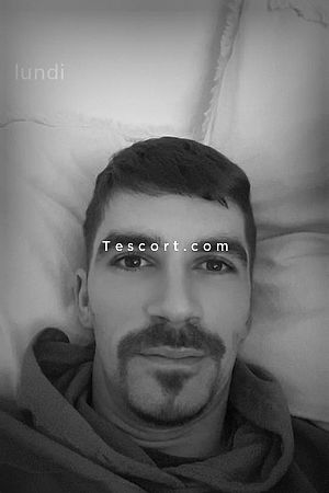 Tilou - Draguignan Boy Escorts